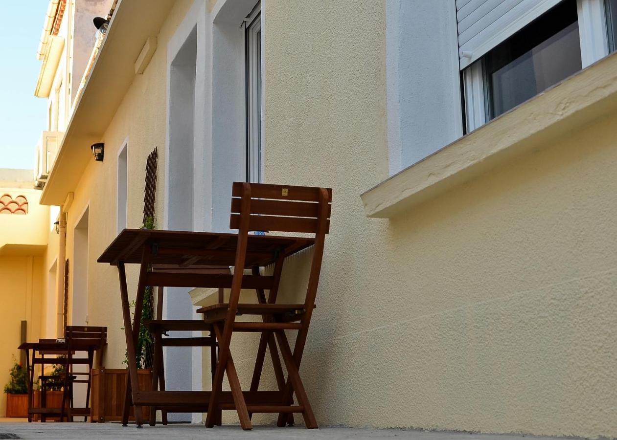 Mistral Appartements Port-Saint-Louis-du-Rhone Bagian luar foto