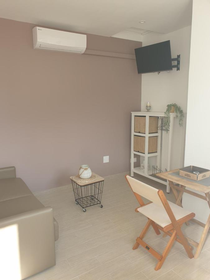 Mistral Appartements Port-Saint-Louis-du-Rhone Bagian luar foto