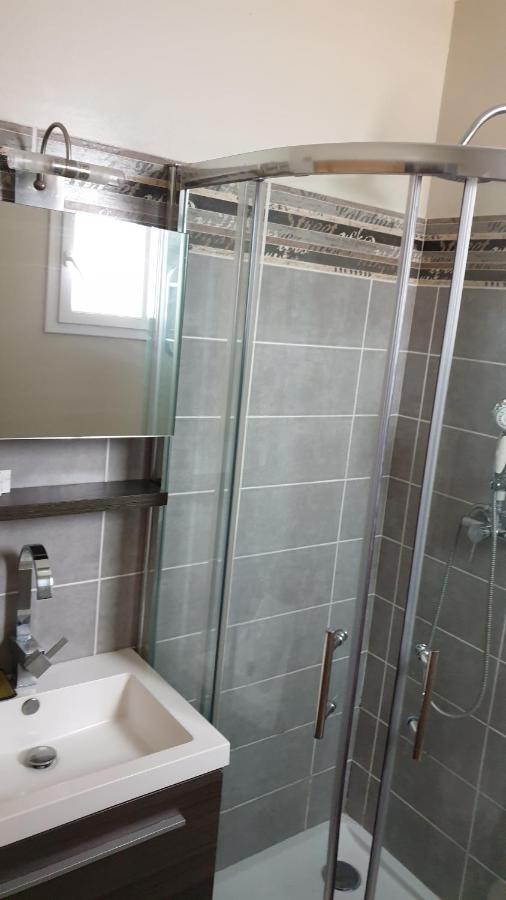 Mistral Appartements Port-Saint-Louis-du-Rhone Bagian luar foto