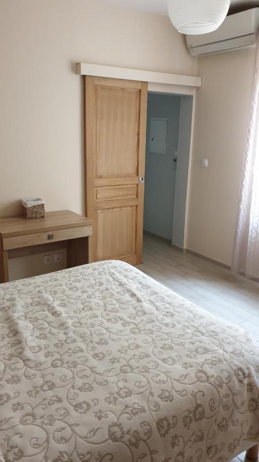 Mistral Appartements Port-Saint-Louis-du-Rhone Bagian luar foto